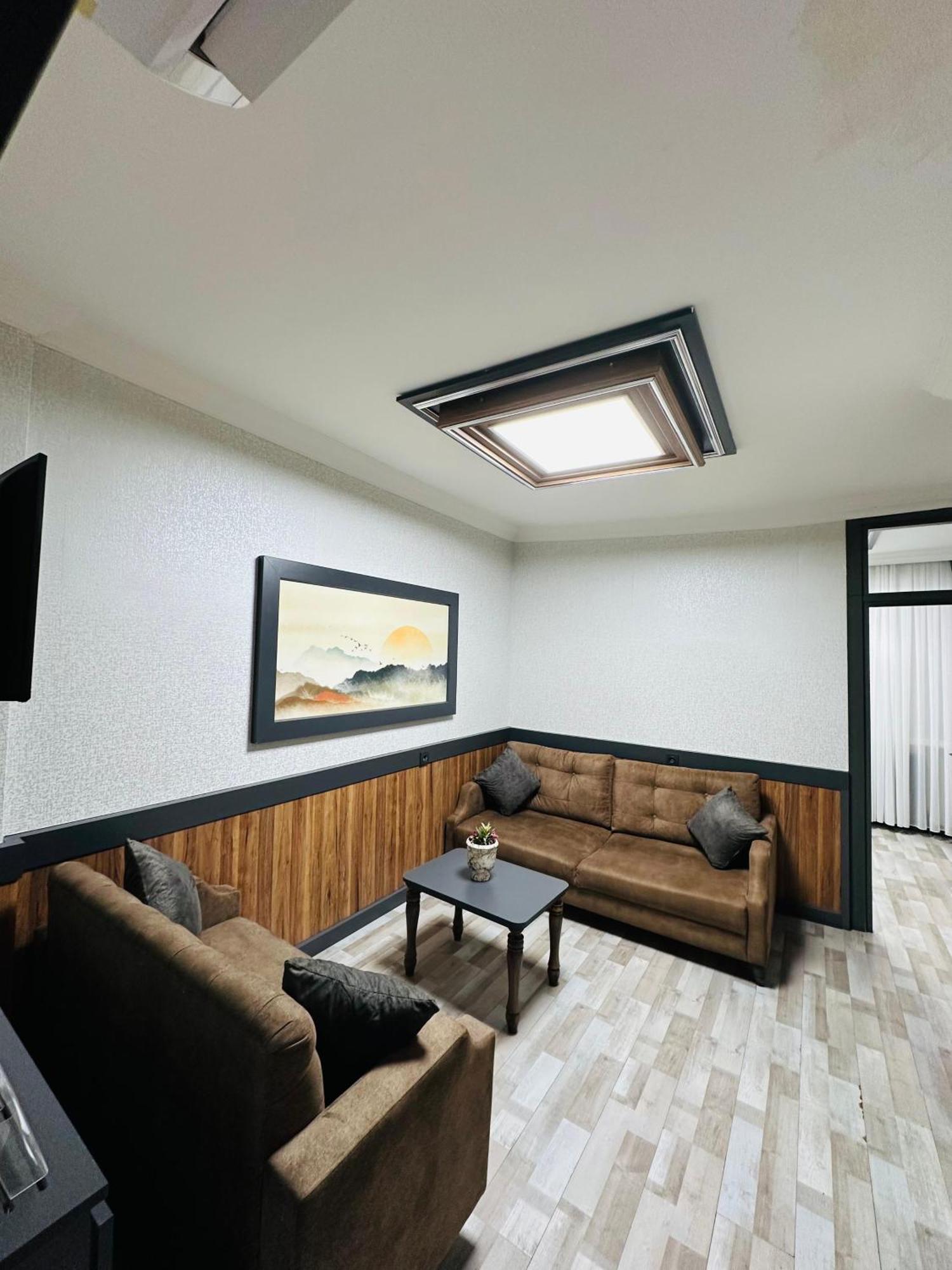 Taksim La Serena Hotels Istanbul Bagian luar foto