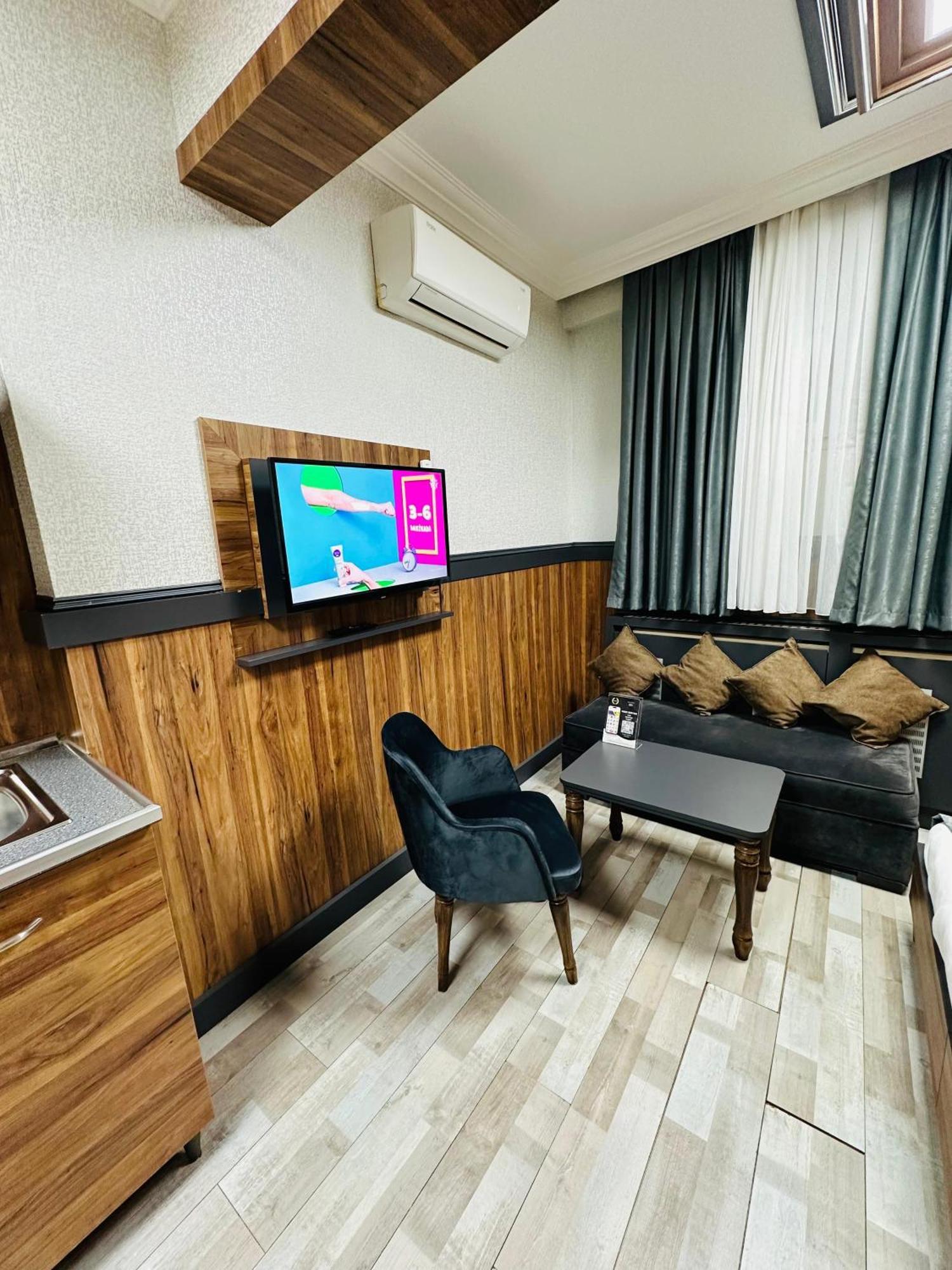 Taksim La Serena Hotels Istanbul Bagian luar foto